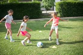 CBA沸腾夜！积分榜有变：广东男篮溃败40分，山东八连胜，青岛升第四