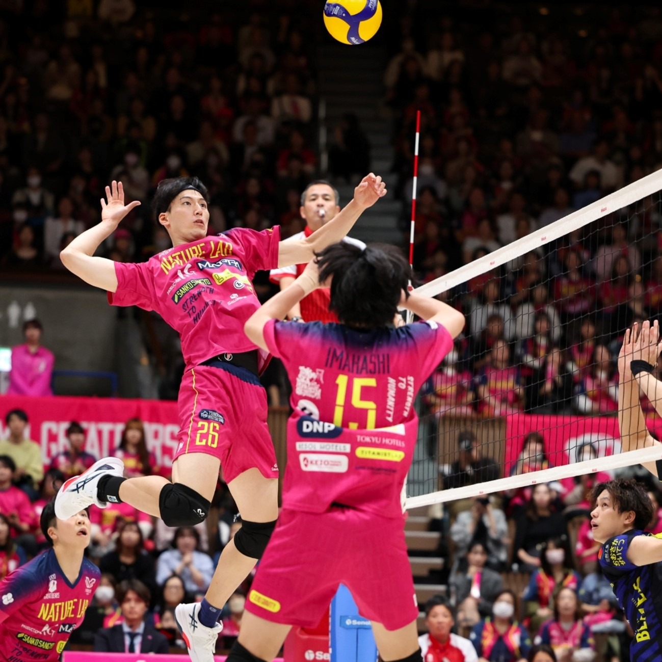 英超熱話 ｜哥迪奧拿投訴「足球」 拆解唔同物料製波 飛行軌跡大不同